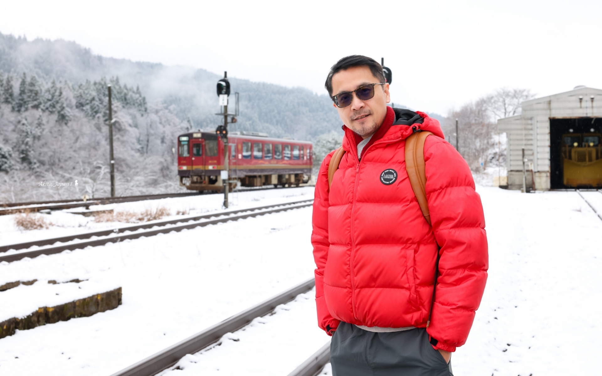 搭秋田觀光列車，微笑品味四季里山風景
